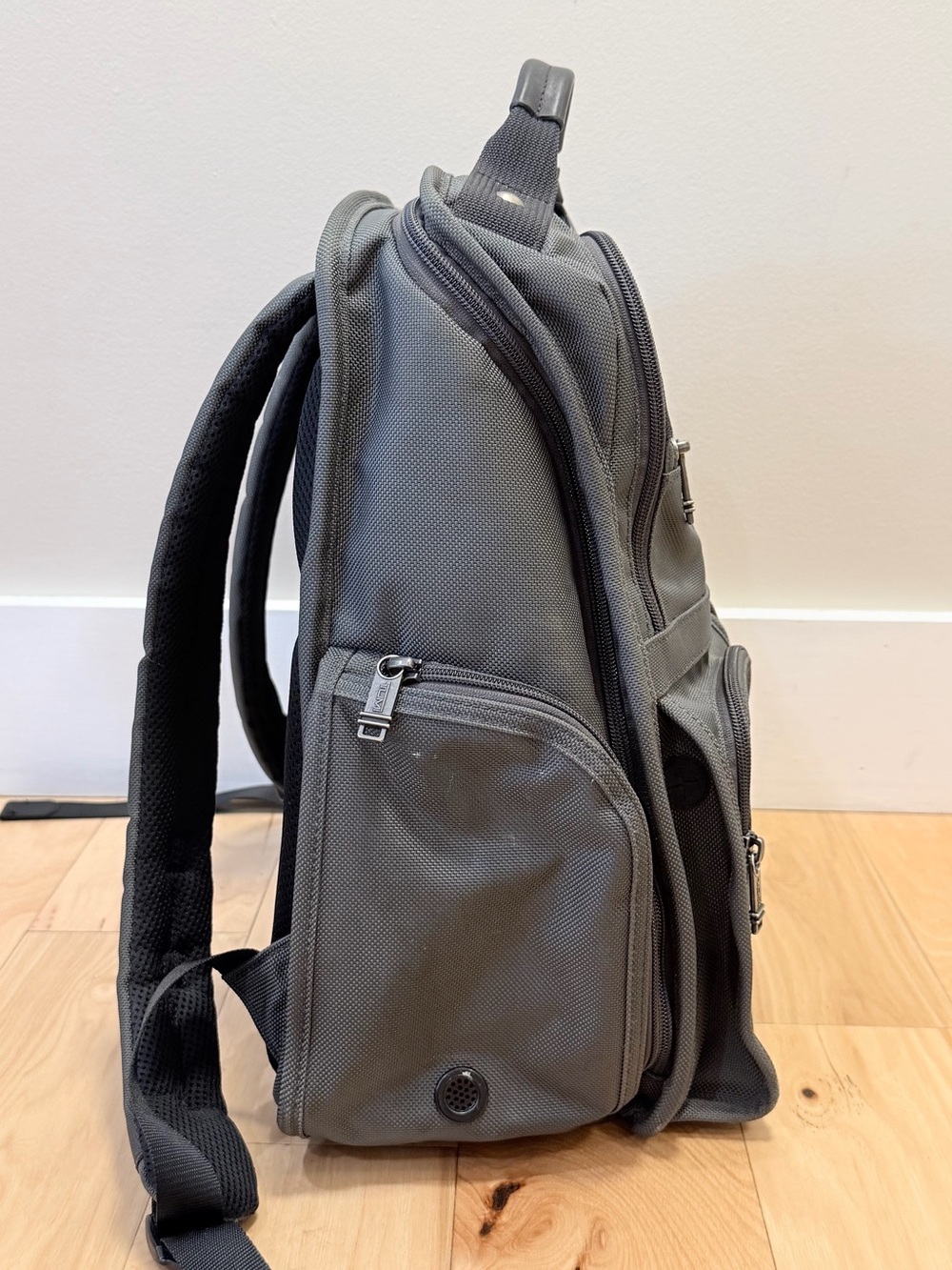 Tumi Alpha Ballistic Nylon Compact Laptop Backpack - Picture 4 of 9